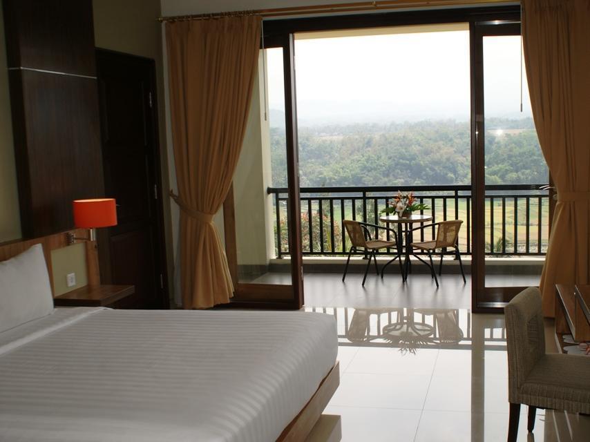The Oxalis Regency Hotel Magelang Exterior photo