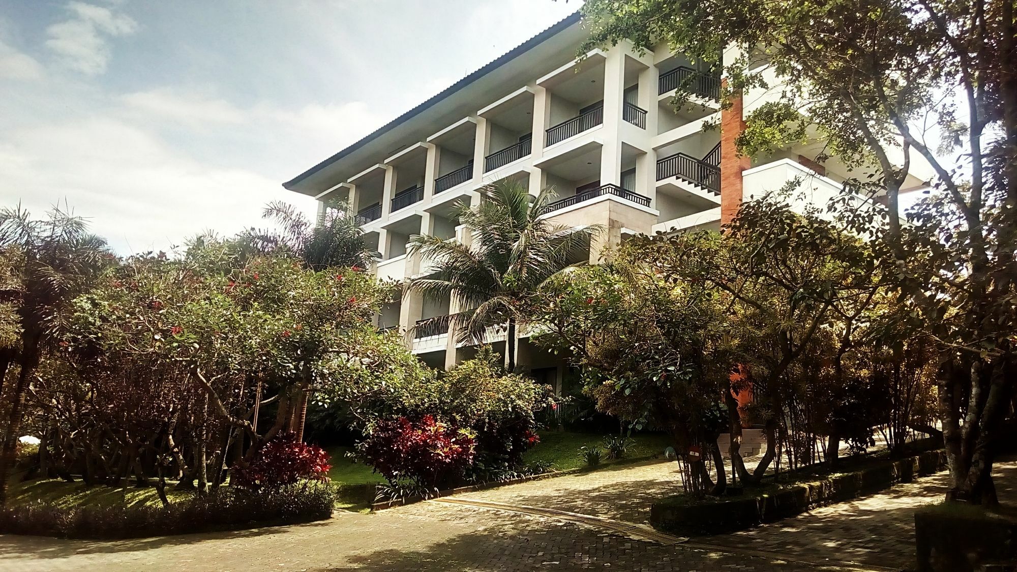 The Oxalis Regency Hotel Magelang Exterior photo